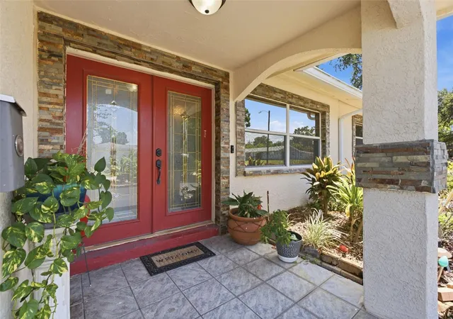 Photo 3 of Single family home for sale at 701 58th Avenue S, Saint Petersburg, FL 33705 | MLS# TB8529181 | Listing updated on 2026-10-14