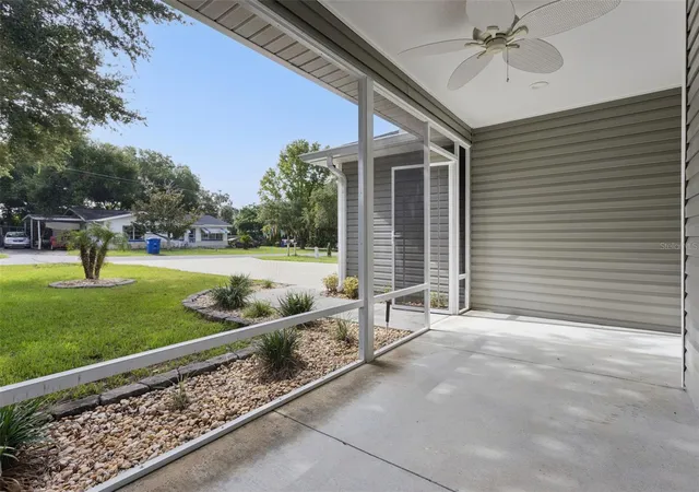 Photo 3 of Single family home for sale at 209 Jean St, Tavares, FL 32778 | MLS# G5115086 | Listing updated on 2026-09-25