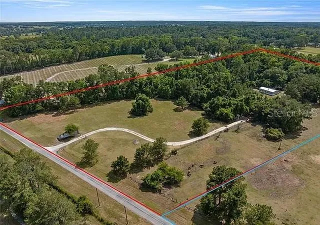 Photo 1 of Manufactured home for sale at 15340 Nw 65th Avenue Rd, Reddick, FL 32686 | MLS# OM728458 | Listing updated on 2026-08-05