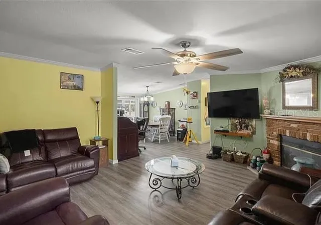 Photo 4 of Manufactured home for sale at 15340 NW 65th Avenue Rd, Reddick, FL 32686 | MLS# OM728458 | Listing updated on 2026-08-05