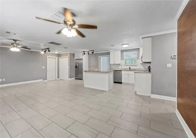 Photo 3 of Single family home for sale at 6290 Piedmont Dr, Spring Hill, FL 34606 | MLS# TB8529184 | Listing updated on 2026-10-14