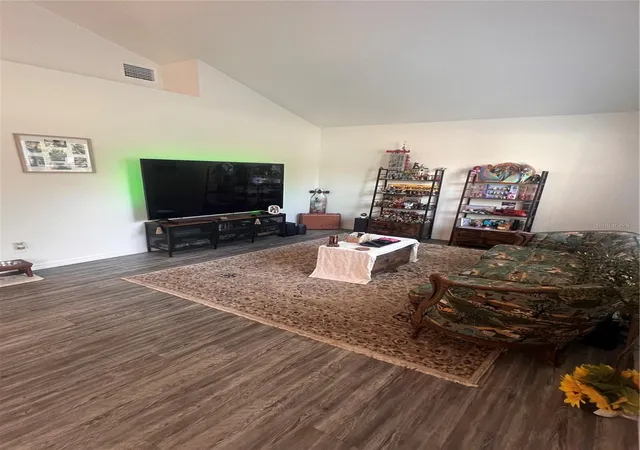 Photo 2 of Single family home for sale at 10444 Se 126th Street, Belleview, FL 34420 | MLS# S5153727 | Listing updated on 2026-08-11