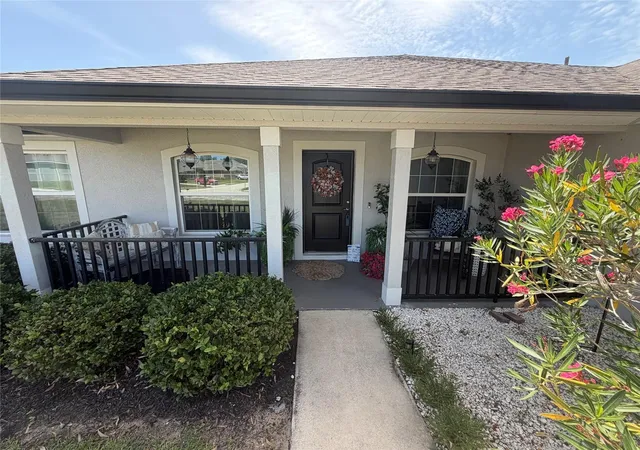 Photo 2 of Single family home for sale at 1514 Hamlin St, Winter Haven, FL 33881 | MLS# B4902308 | Listing updated on 2026-07-25
