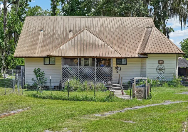 1st image of 110 W Palm Ave, Crescent City, FL 32112 | MLS# FC319960