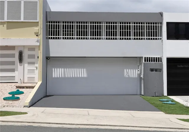 Photo 1 of Townhouse for sale at 632 5 Ave San Patricio, Guaynabo, PR 00968 | MLS# PR9122763 | Listing updated on 2026-08-12