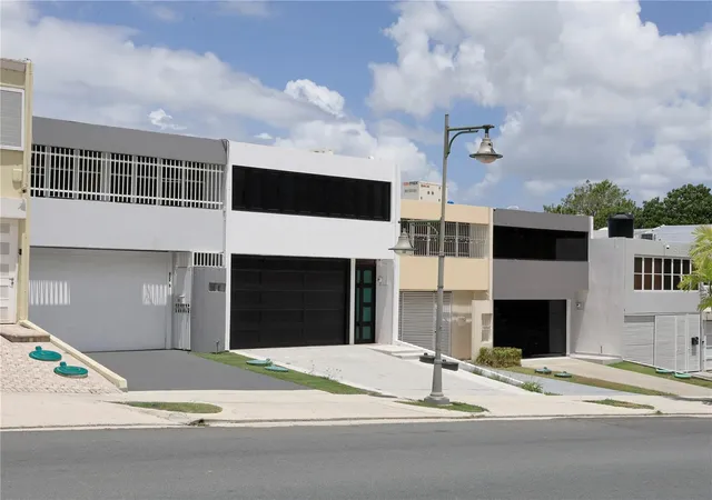 Photo 2 of Townhouse for sale at 632 5 Ave San Patricio, Guaynabo, PR 00968 | MLS# PR9122763 | Listing updated on 2026-08-12