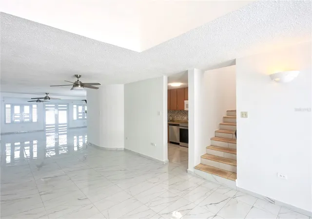 Photo 3 of Townhouse for sale at 632-5 Ave San Patricio, Guaynabo, PR 00968 | MLS# PR9122763 | Listing updated on 2026-08-12