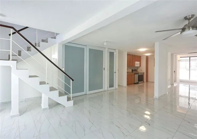 Photo 4 of Townhouse for sale at 632-5 Ave San Patricio, Guaynabo, PR 00968 | MLS# PR9122763 | Listing updated on 2026-08-12