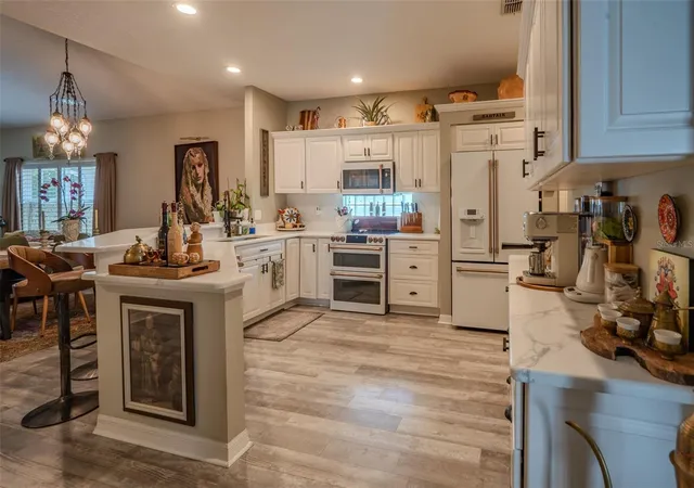 3rd image of 8027 Saint Andrews Wy, Mount Dora, FL 32757 | MLS# G5115091