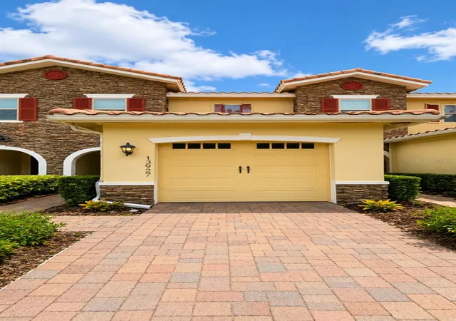 Townhouse for sale at 13927 Arclid St, ORLANDO, FL 32832 | MLS# O6425098