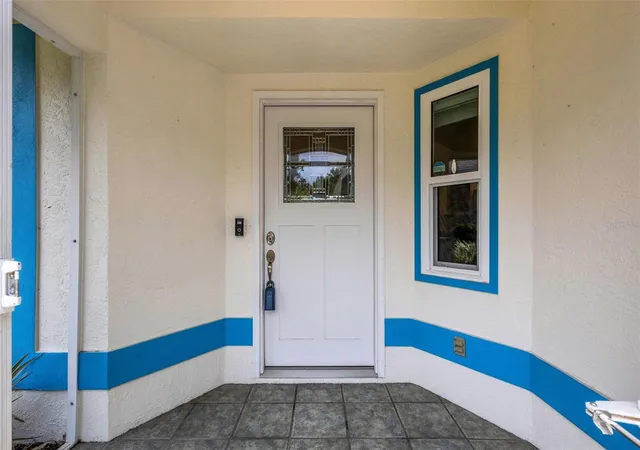 Photo 2 of Single family home for sale at 4430 Fern Dr, Bradenton, FL 34208 | MLS# A4700016 | Listing updated on 2026-09-20
