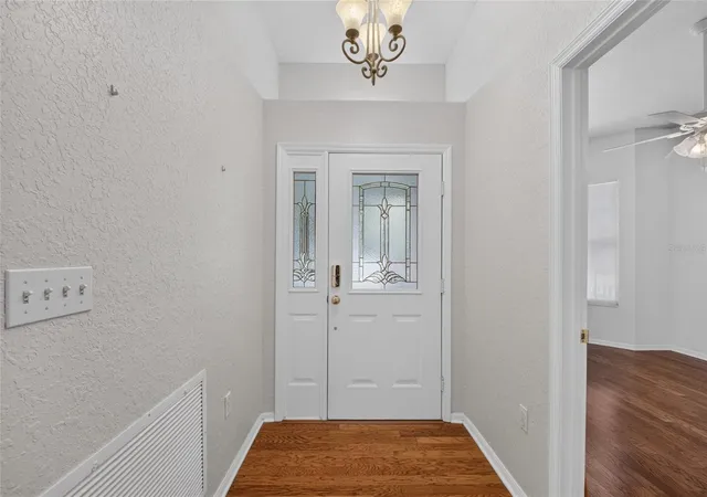 Photo 3 of Single family home for sale at 2216 NE 40th Terrace, Ocala, FL 34470 | MLS# OM728474 | Listing updated on 2026-08-25