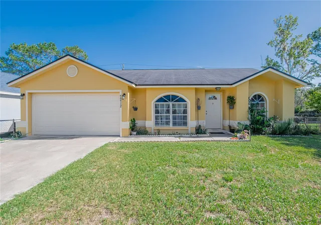 Photo 2 of Single family home for sale at 7212 Pebble Pass Loop, Lakeland, FL 33810 | MLS# TB8529255 | Listing updated on 2026-09-11