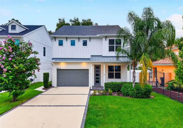 Single family home for sale at 5818 S 1/2 6th St, TAMPA, FL 33611 | MLS# TB8529258