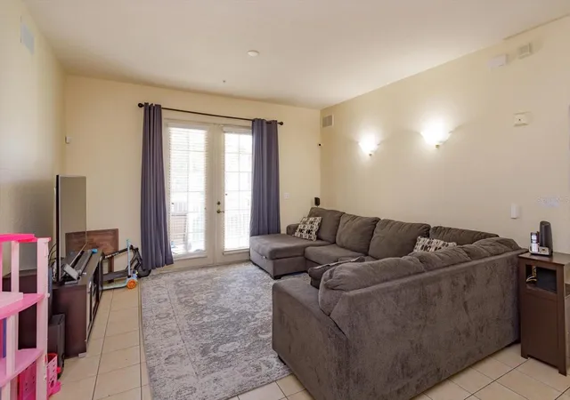 Photo 4 of Condo for sale at 3001 Laurel Run Ln #206, Kissimmee, FL 34741 | MLS# O6425116 | Listing updated on 2026-09-21