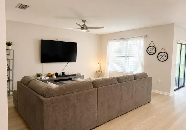 Photo 3 of Single family home for sale at 3653 Scarlet Oak Dr, Saint Cloud, FL 34772 | MLS# S5153741 | Listing updated on 2026-08-05