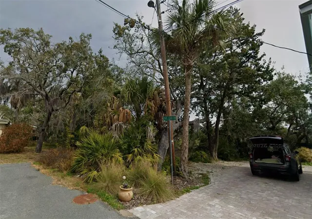 2nd image of 12425 Cedar St, Cedar Key, FL 32625 | MLS# A4700020