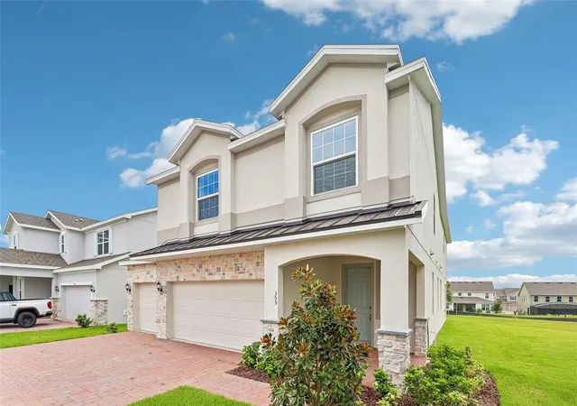 Photo 3 of Sale Pending at 355 Lemongrass Rd, Minneola, FL 34715 | MLS# O6425133 | Listing updated on 2026-08-14