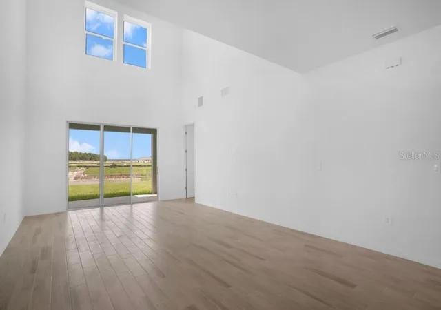Photo 3 of Single family home for sale at 735 Steel Dr, Apollo Beach, FL 33572 | MLS# TB8529283 | Listing updated on 2026-09-24