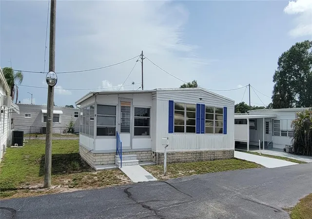 Photo 1 of Manufactured home for sale at 7490 46th Avenue N #314, St Petersburg, FL 33709 | MLS# TB8529289 | Listing updated on 2026-08-11