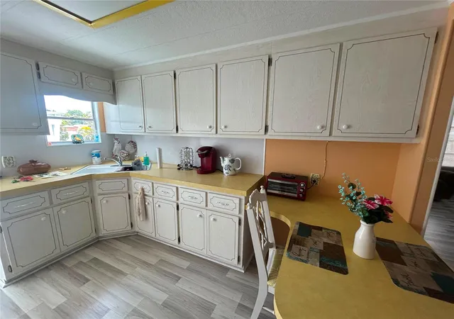 Photo 3 of Manufactured home for sale at 7490 46th Avenue N #314, St Petersburg, FL 33709 | MLS# TB8529289 | Listing updated on 2026-08-11