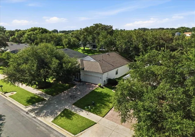 Photo 1 of Single family home for sale at 794 Wolf Crk St, Clermont, FL 34711 | MLS# TB8529298 | Listing updated on 2026-09-13