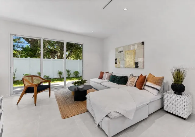 Photo 3 of Single family home for sale at 668 Newton Ave S, Saint Petersburg, FL 33701 | MLS# TB8529301 | Listing updated on 2026-10-01