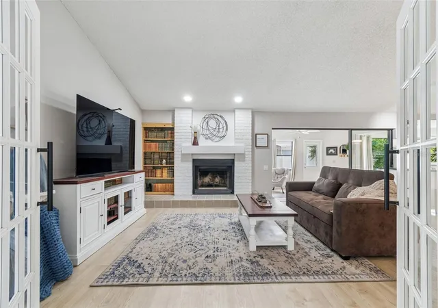 Photo 2 of Single family home for sale at 525 Walker Rd, Safety Harbor, FL 34695 | MLS# TB8529306 | Listing updated on 2026-10-05