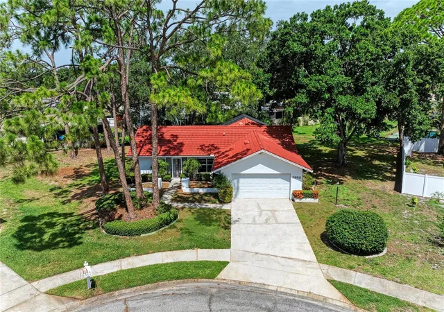 Photo 1 of Single family home for sale at 3980 Lemonwood Dr, Sarasota, FL 34232 | MLS# A4700030 | Listing updated on 2026-08-27