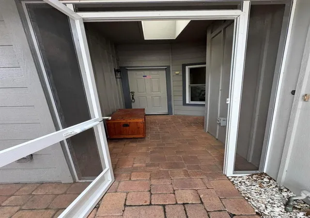 Photo 3 of Sale Pending at 39650 Us Hwy 19 N #441, Tarpon Springs, FL 34689 | MLS# O6425166 | Listing updated on 2026-08-13