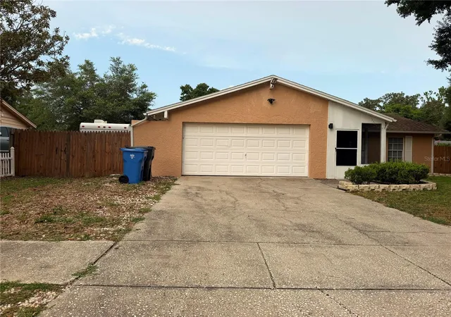 Photo 2 of Single family home for sale at 2206 Pavilion Pl, Brandon, FL 33511 | MLS# TB8529318 | Listing updated on 2026-08-11