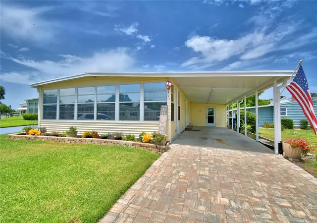 1st image of 151 Holiday Ln, Auburndale, FL 33823 | MLS# P4939321