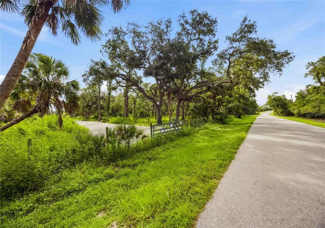 Photo 3 of Land for sale at S Moon Dr, Venice, FL 34292 | MLS# D6148078 | Listing updated on 2026-07-17