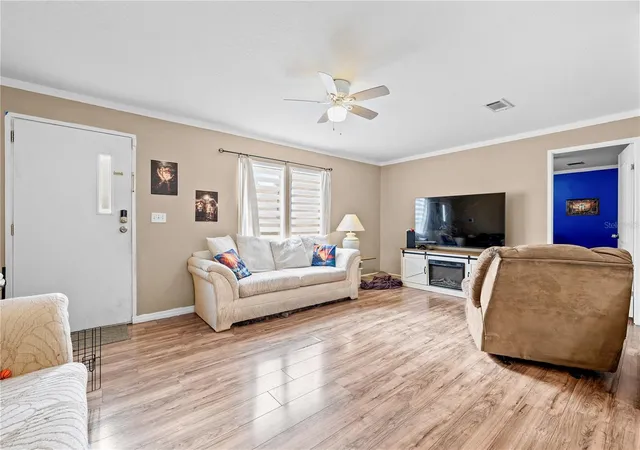 3rd image of 12275 Cross St, Largo, FL 33773 | MLS# TB8529336