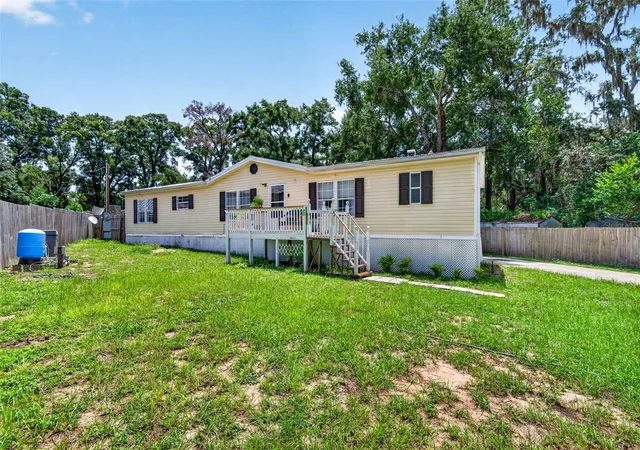 Photo 1 of Manufactured home for sale at 12641 Idlewood Dr, Thonotosassa, FL 33592 | MLS# TB8529340 | Listing updated on 2026-09-22