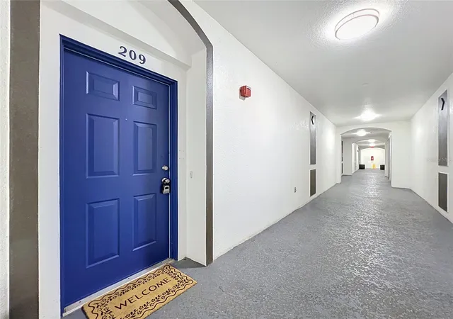 Photo 3 of Condo for sale at 4024 Breakview Dr #20904, Orlando, FL 32819 | MLS# O6425182 | Listing updated on 2026-09-29