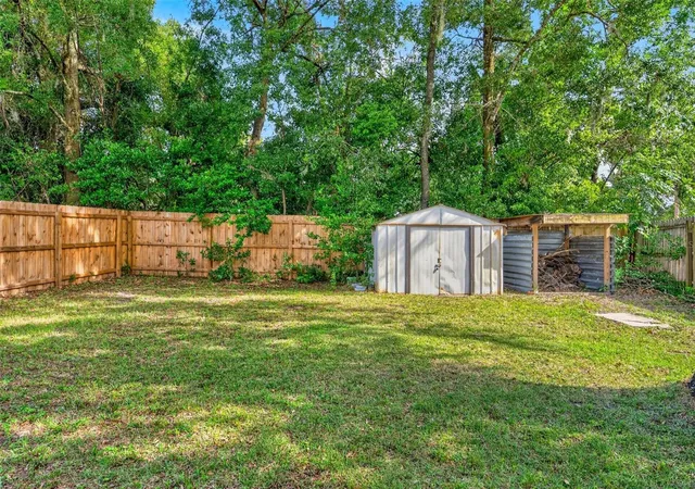 2nd image of 1125 N Tremain St, Mount Dora, FL 32757 | MLS# O6425183