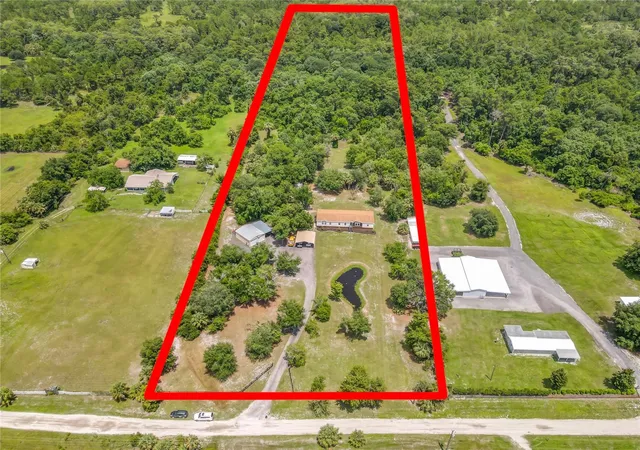 Photo 2 of Manufactured home for sale at 353 Uranus Trl, Osteen, FL 32764 | MLS# O6425204 | Listing updated on 2026-07-15