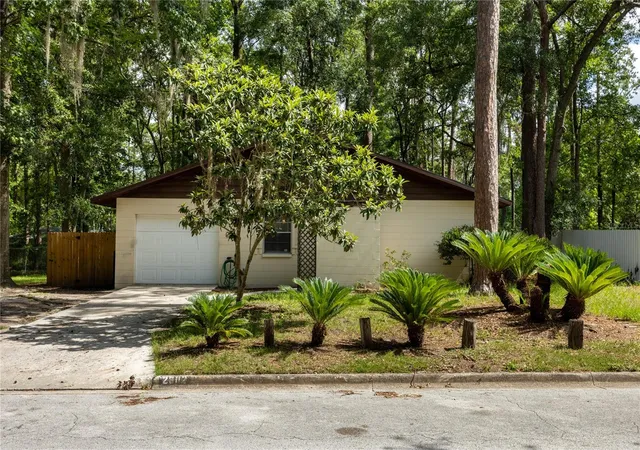 Photo 1 of Single family home for sale at 2902 Nw 39th Place, Gainesville, FL 32605 | MLS# GC541968 | Listing updated on 2026-07-16