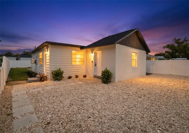 Photo 2 of Single family home for sale at 3923 W Flora St, Tampa, FL 33614 | MLS# TB8529364 | Listing updated on 2026-10-23