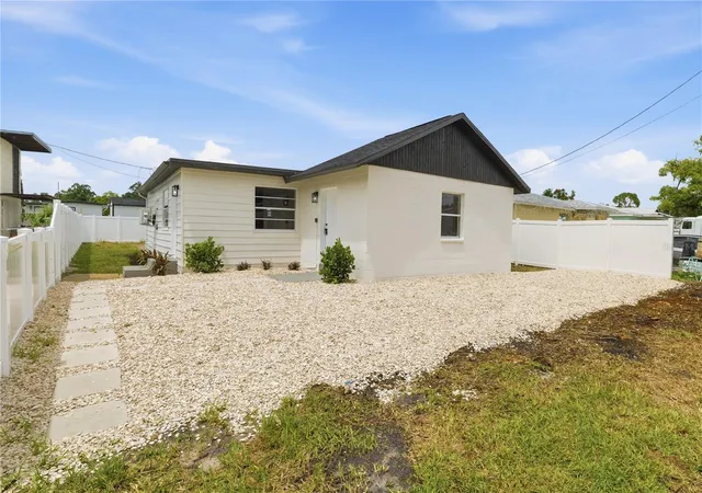 Photo 3 of Single family home for sale at 3923 W Flora St, Tampa, FL 33614 | MLS# TB8529364 | Listing updated on 2026-10-23