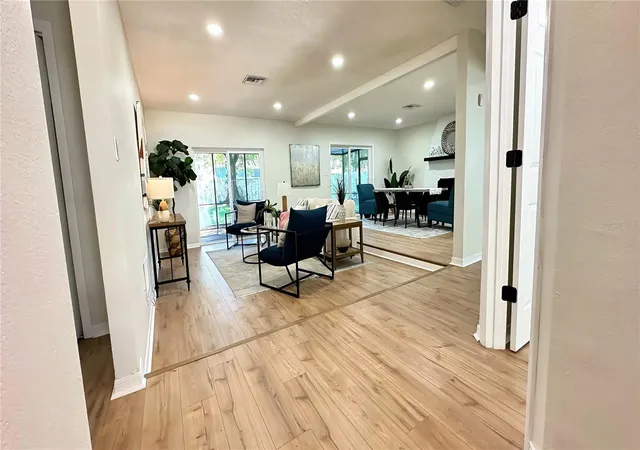 Photo 4 of Single family home for sale at 22360 Stillwood Dr, Land O Lakes, FL 34639 | MLS# TB8529366 | Listing updated on 2026-10-22