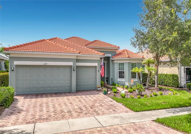 Photo 1 of Single family home for sale at 6149 Abaco Dr, Sarasota, FL 34238 | MLS# D6148081 | Listing updated on 2026-10-06