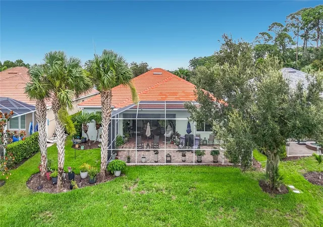 Photo 3 of Single family home for sale at 6149 Abaco Dr, Sarasota, FL 34238 | MLS# D6148081 | Listing updated on 2026-10-06