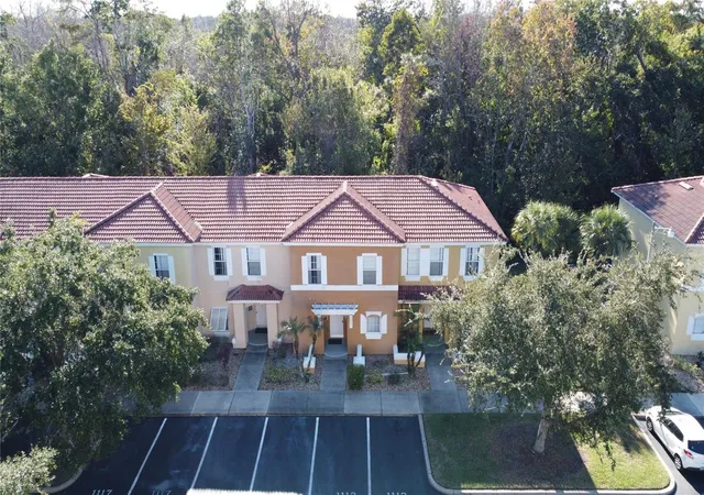 Photo 3 of Townhouse for sale at 1115 Park Ridge Cir, Kissimmee, FL 34746 | MLS# O6425222 | Listing updated on 2026-10-07