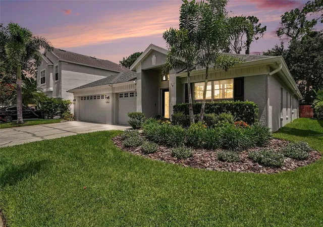 Photo 3 of Sale Pending at 10617 Weybridge Dr, Tampa, FL 33626 | MLS# W7887661 | Listing updated on 2026-08-10