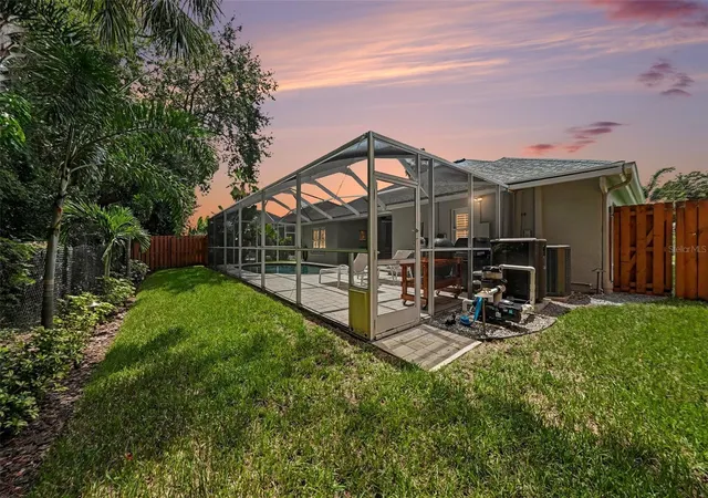 Photo 4 of Sale Pending at 10617 Weybridge Dr, Tampa, FL 33626 | MLS# W7887661 | Listing updated on 2026-08-10