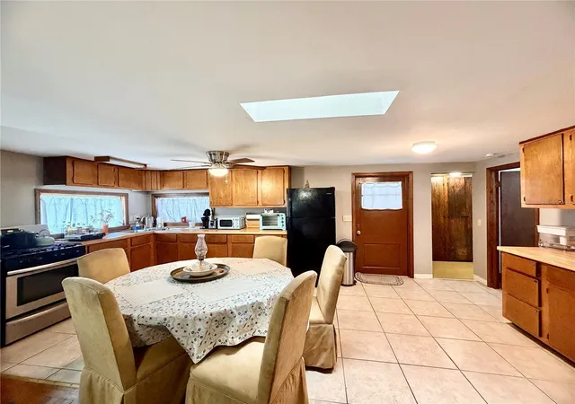 Photo 4 of Single family home for sale at 25140 NE 133rd Street, Fort Mc Coy, FL 32134 | MLS# OM728508 | Listing updated on 2026-07-16