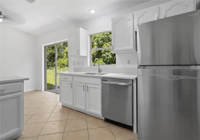 Listing Photo 4 - Condo for sale in building located at 1921 Bonneville Dr, ORLANDO, FL 32826