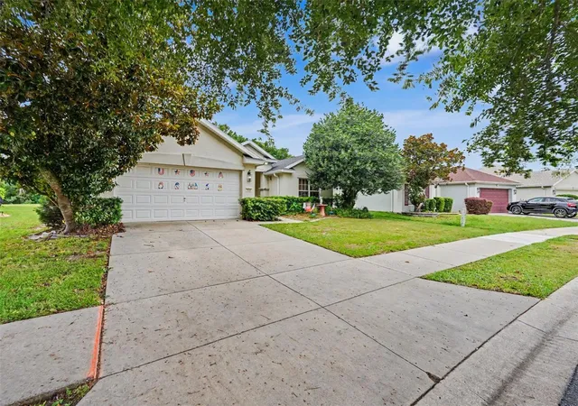 Photo 3 of Single family home for sale at 5520 Sw 45th Street, Ocala, FL 34474 | MLS# O6425261 | Listing updated on 2026-10-02